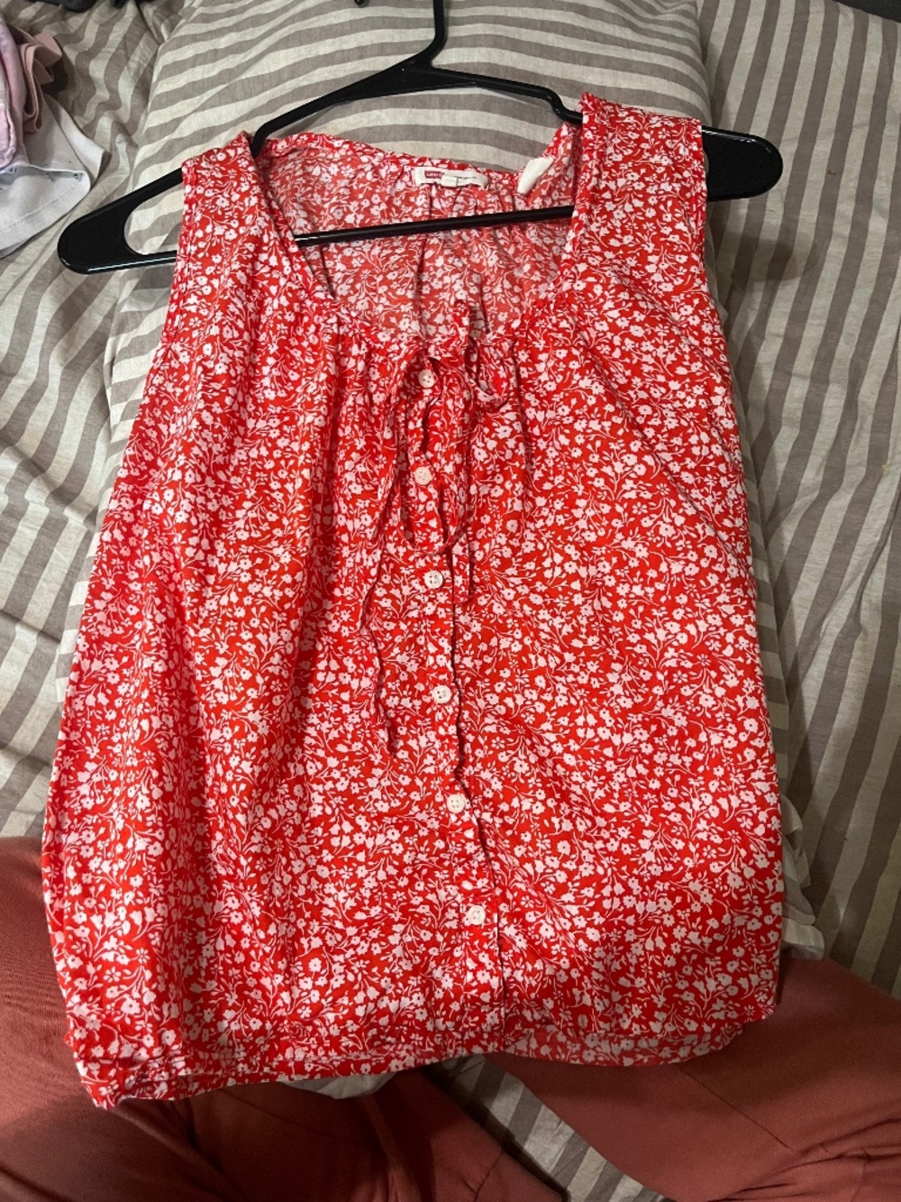 Levi Blouse